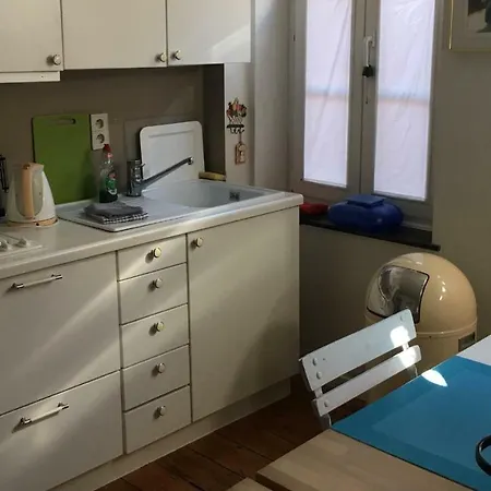 Holiday home Schuttersgang 1 *